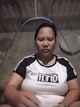 Chily-yy online show from July 2026 10:31:02 PM
