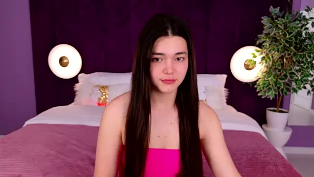 MaddieMeyer online show from July 2026 03:40:01 AM