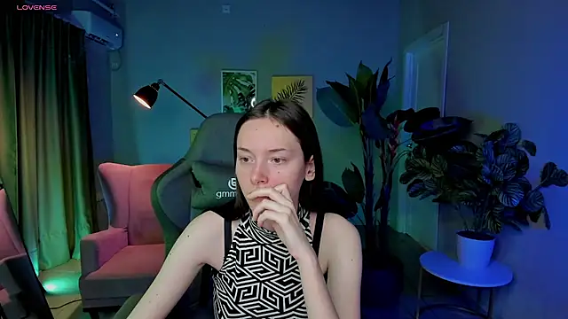 Eva Leeee online show from July 2026 05:25:02 AM