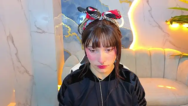 Lily Tx online show from July 2026 12:45:01 PM