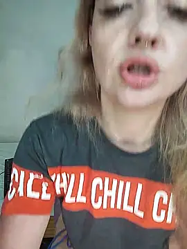 Amber-Blaze online show from June 2026 06:57:01 PM