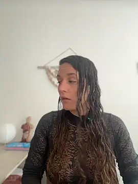 SOPHIA VELMONT online show from June 2026 01:09:02 PM