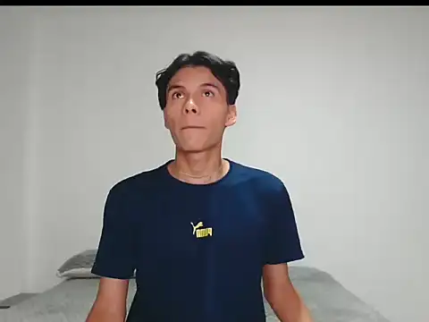 AlexKenm online show from June 2026 02:22:03 AM