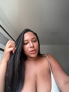 Victoria Owens online show from July 2026 08:22:02 PM