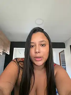 Victoria Owens online show from July 2026 01:40:01 PM