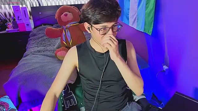 Angelito Twink online show from July 2026 09:03:02 PM