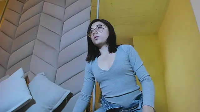 Snapshot of Eve_auraa69 chatting on July 2026 12:49:01 PM Eve auraa69 online show from July 2026 12:49:01 PM