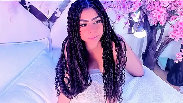 Snapshot of Kittyhart01 chatting on July 2026 01:43:01 PM Kittyhart01 online show from July 2026 01:43:01 PM