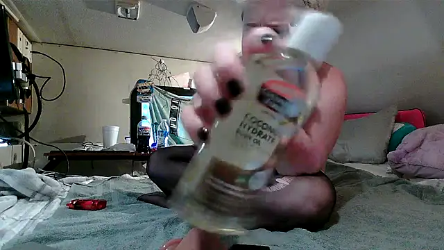 lillyannn321 online show from June 2026 05:47:02 PM