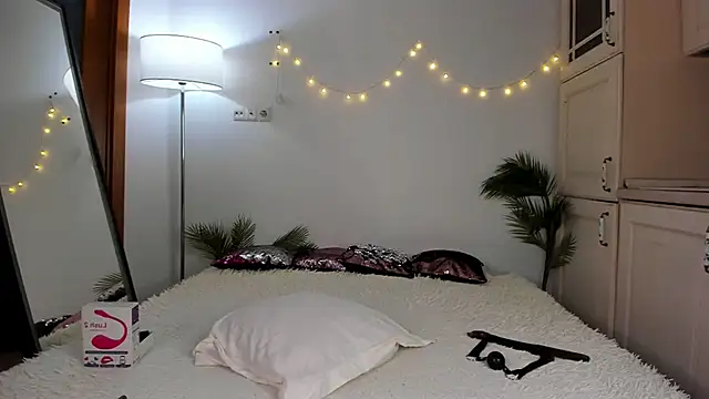 SonyaBabyn online show from March 2025 01:23:02 PM