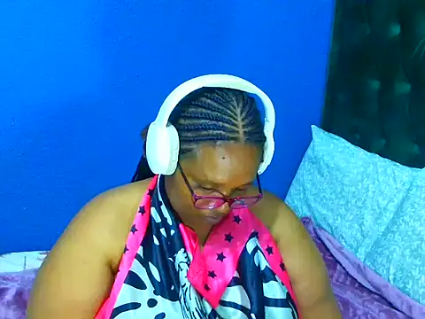 MISS BLACKBERY online show from July 2026 06:37:02 PM