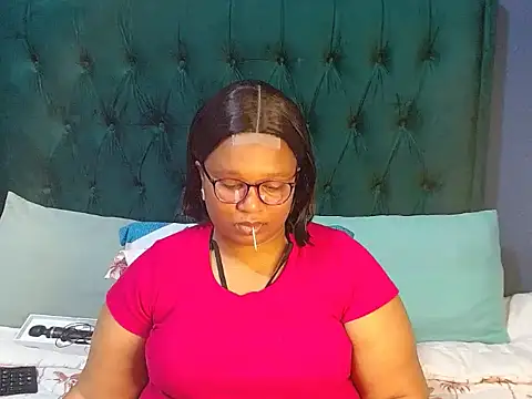 MISS BLACKBERY online show from June 2026 10:18:02 PM