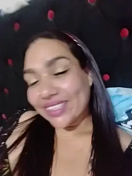 gorditalatinahot online show from June 2026 08:30:01 PM