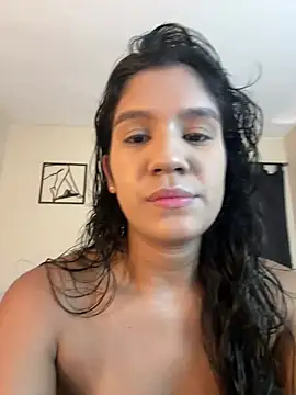 Veronica M online show from July 2026 06:10:02 PM