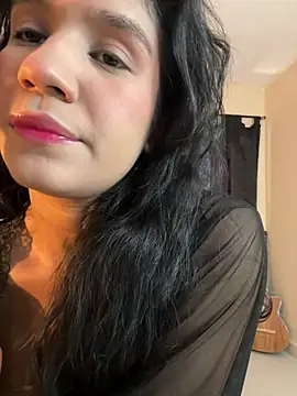 Veronica M online show from July 2026 06:11:01 PM