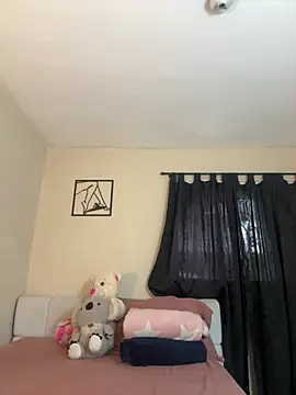 Veronica M online show from July 2026 06:09:01 PM