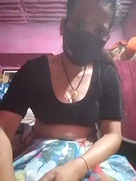 Snapshot of Desi_madamm chatting on July 2026 12:04:02 PM Desi madamm online show from July 2026 12:04:02 PM