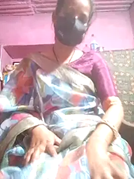 Snapshot of Desi_madamm chatting on July 2026 05:01:02 PM Desi madamm online show from July 2026 05:01:02 PM