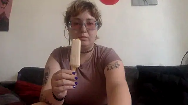 mysteradecadent online show from June 2026 11:27:01 AM
