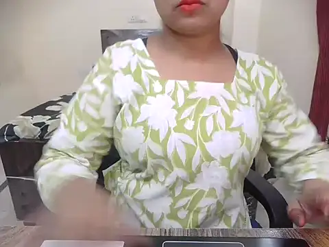 Bold-Divya1 online show from June 2026 04:18:02 AM