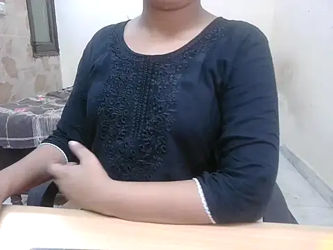 Bold-Divya1 online show from July 2026 04:10:02 AM