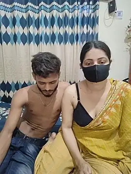Snapshot of Caouple-200 chatting on June 2026 12:58:02 PM Caouple-200 online show from June 2026 12:58:02 PM