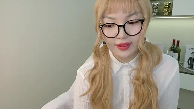 sakuraclover online show from June 2026 04:21:02 AM