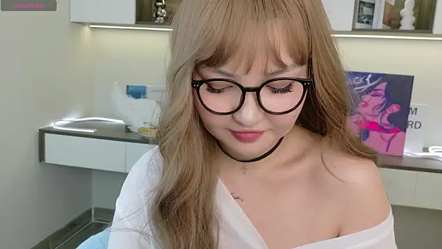 sakuraclover online show from July 2026 05:57:01 PM