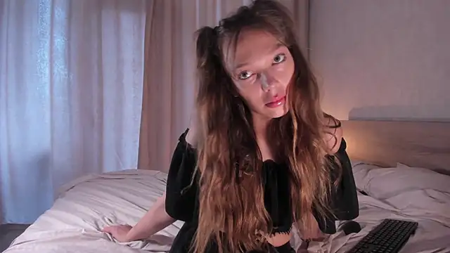 KitsuneDreams online show from June 2026 05:30:01 AM