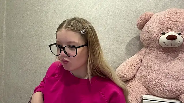 MarlaMotsinger online show from June 2026 11:19:05 AM