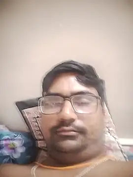 Snapshot of dhirusury050625 chatting on June 2026 06:25:02 PM dhirusury050625 online show from June 2026 06:25:02 PM