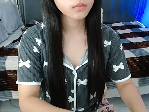 xsavanah01 online show from July 2026 04:36:01 PM
