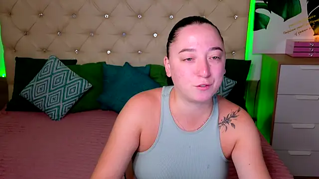 Snapshot of AVA_MAXIMUS chatting on July 2026 04:45:02 AM AVA MAXIMUS online show from July 2026 04:45:02 AM