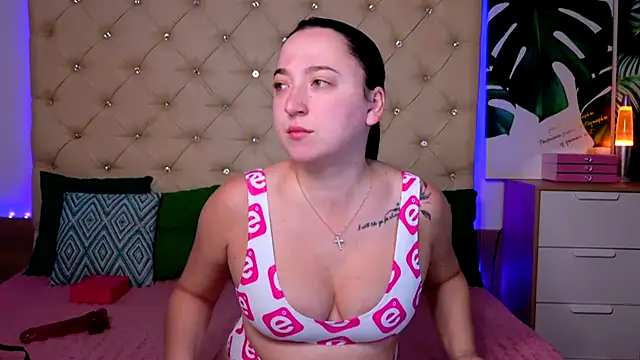 Snapshot of AVA_MAXIMUS chatting on June 2026 04:45:01 AM AVA MAXIMUS online show from June 2026 04:45:01 AM