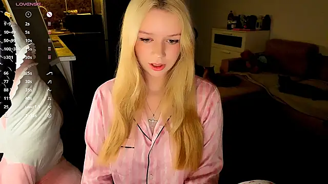 Snapshot of viyy chatting on July 2026 10:38:02 PM viyy online show from July 2026 10:38:02 PM