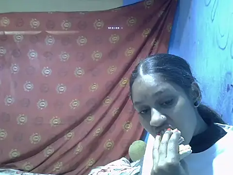 Snapshot of indianbeauty980 chatting on July 2026 01:39:01 PM indianbeauty980 online show from July 2026 01:39:01 PM