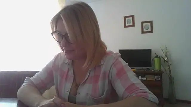 ElenaLove888 online show from June 2026 08:45:02 AM