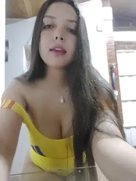 Bella Karoline online show from July 2026 12:13:02 AM