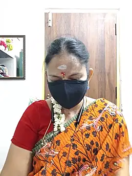 Snapshot of Tamil_white_beauty chatting on June 2026 01:55:02 PM Tamil white beauty online show from June 2026 01:55:02 PM