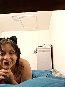 Snapshot of Joanshines chatting on July 2026 10:05:01 AM Joanshines online show from July 2026 10:05:01 AM