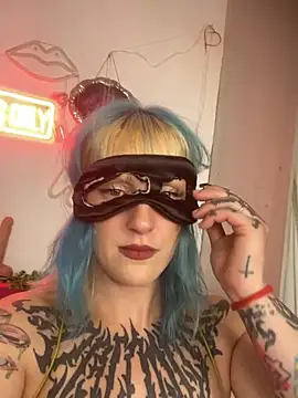 Honeymilky1 online show from June 2026 07:41:02 PM
