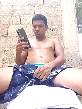 Snapshot of bradboy_Pigpisscum chatting on June 2026 05:46:02 PM bradboy Pigpisscum online show from June 2026 05:46:02 PM