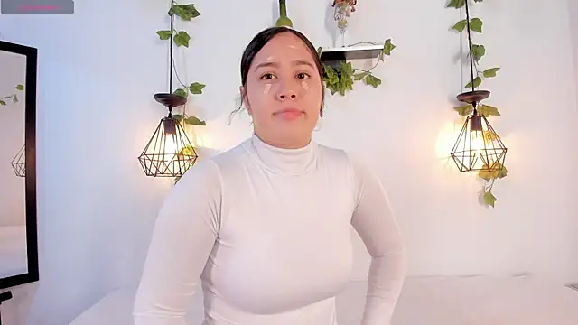 aisha duque  online show from June 2026 08:47:01 PM