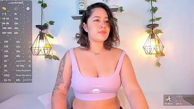 aisha duque  online show from July 2026 08:05:02 PM