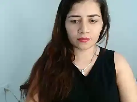 Luna zoe online show from June 2026 08:41:02 AM