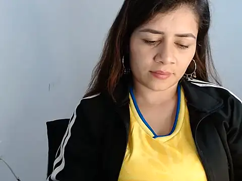 Luna zoe online show from July 2026 01:41:01 AM