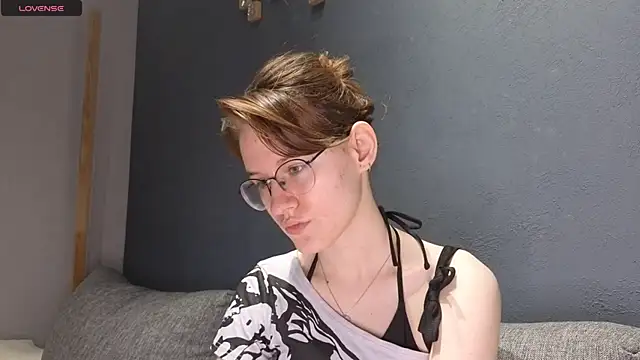Snapshot of PliantMissus chatting on August 2026 06:45:01 PM PliantMissus online show from August 2026 06:45:01 PM
