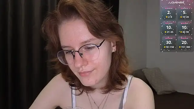 Snapshot of PliantMissus chatting on June 2026 07:19:02 PM PliantMissus online show from June 2026 07:19:02 PM