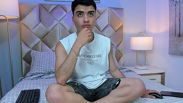 NicoFox4 online show from June 2026 07:45:02 PM
