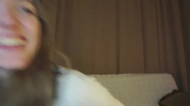 Snapshot of MarielRoloson chatting on July 2026 07:24:02 PM MarielRoloson online show from July 2026 07:24:02 PM